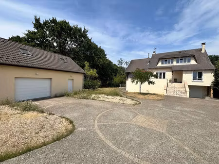 vente maison 8 pièces  195.00m²  dourdan