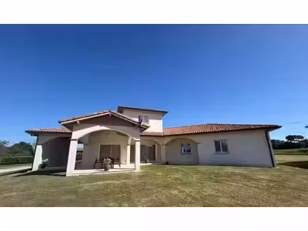 vente maison 5 pièces 165m2 pey 40300 - 477000 € - surface privée