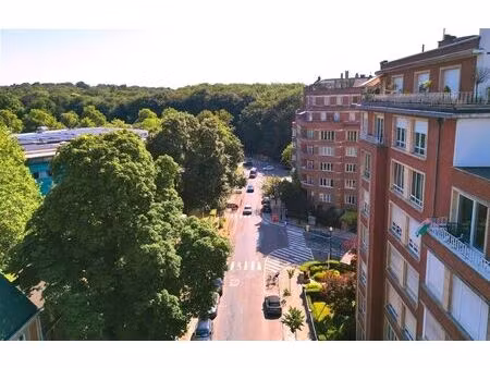 rez-de-chaussée à vendre avec garage et jardin   ixelles (rbw48473)