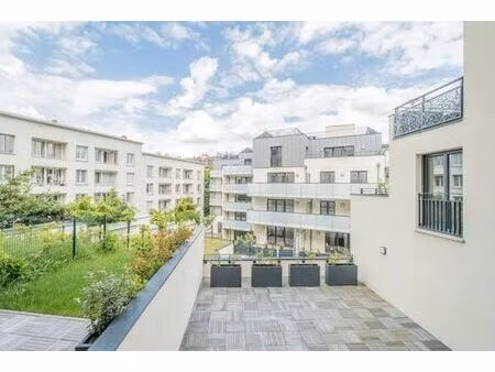 appartement de luxe de 3 pièces en location à saint-cloud  île-de-france