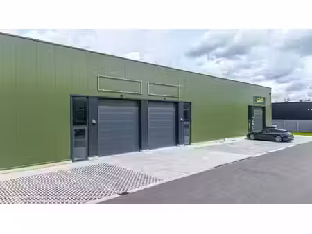 commercieel te koop in beringen