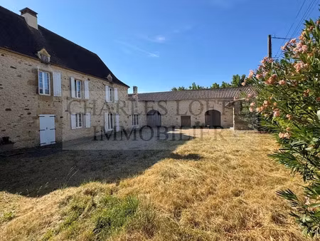 vente maison 9 pièces 242 m² à frayssinet-le-gélat (46250)  379 000 €