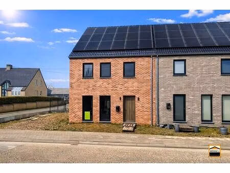 huis te koop in riemst met 4 slaapkamers