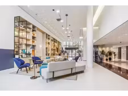 location local professionnel 7 621m² neuilly sur seine 92200