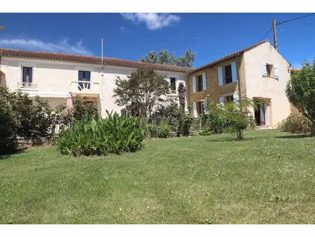 vente maison 6 pièces 225 m² à laveraët (32230)  385 000 €