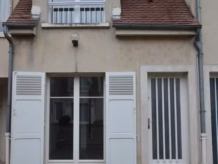 location appartement 2 pièces 44m² nemours 77140