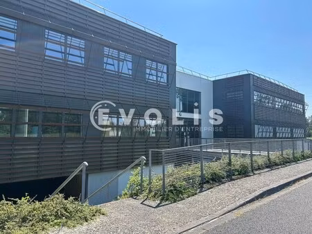 location bureaux 238 m² à 1 277 m²