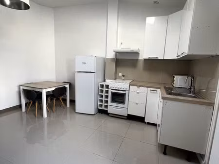 location appartement 2 pièces  33.44m²  montreuil