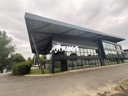 location bureaux 78 m²