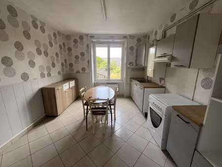à vendre appartement 2 pièces avec jardin  cave et grenier