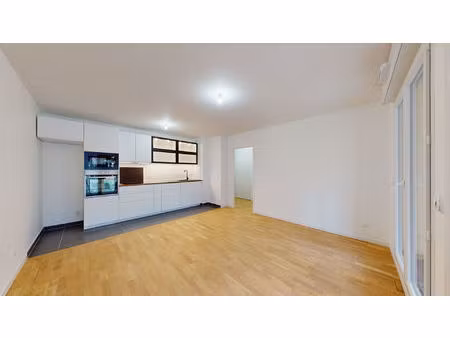 location appartement 3 pièces  57.55m²  le plessis