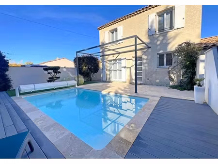 vente maison 5 pièces 102 m² à eyguières (13430)  405 000 €