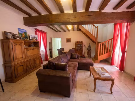 location maison 3 pièces  104.81m²  saint