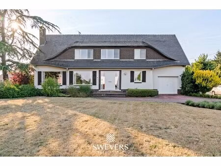 huis te koop in beringen met 4 slaapkamers