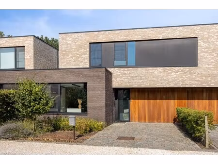 huis te koop in sint-truiden met 3 slaapkamers