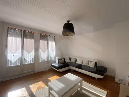 grenoble. t4 meuble. ideal colocation. 3 chambres.