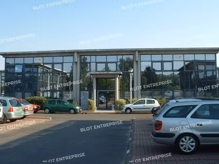 location bureaux 117 m² à 237 m²