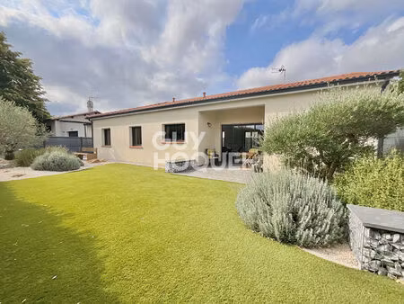 maison de plain-pied t4 de 88 m2 sur une parcelle de 550 m2