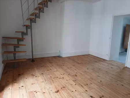 location appartement 2 pièces 55 m² à riom (63200)