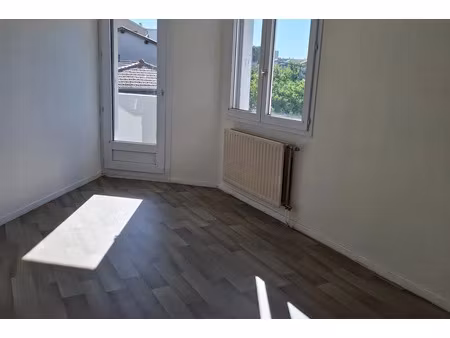 vente appartement 4 pièces 85 m² vénissieux (69200)