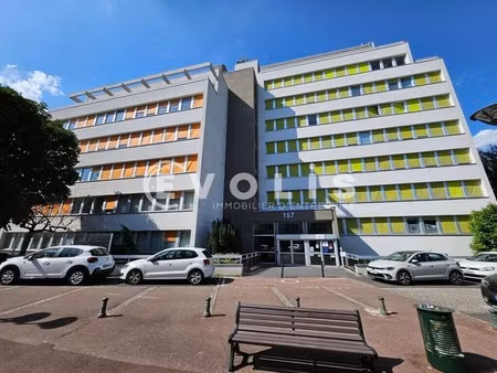 location bureaux 118 m²