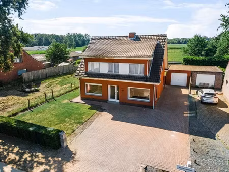 huis te koop in sint-lenaarts met 4 slaapkamers