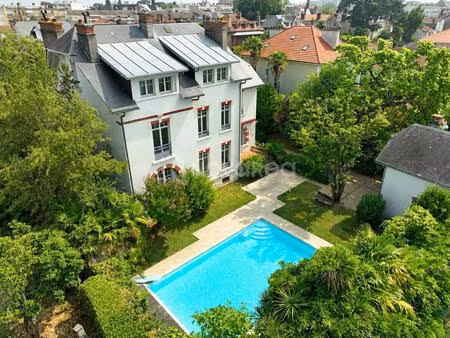vente maison 13 pièces 300 m² pau (64000)
