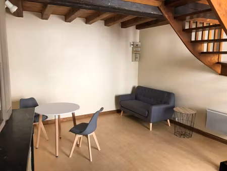 location appartement 2 pièces 37m² saumur 49400