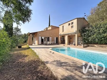 maison traditionnelle à les adrets-de-l’estérel (83600)