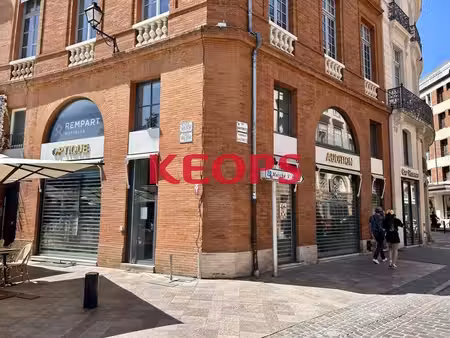 location commerce 163m²