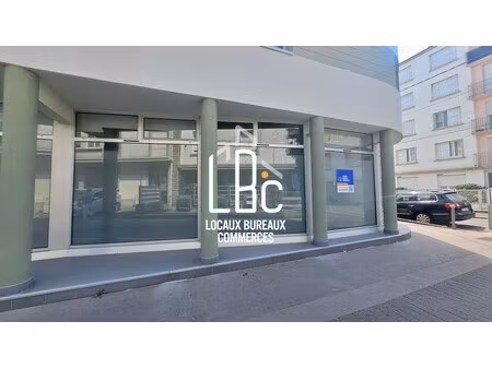 location local professionnel 153m² st nazaire 44600