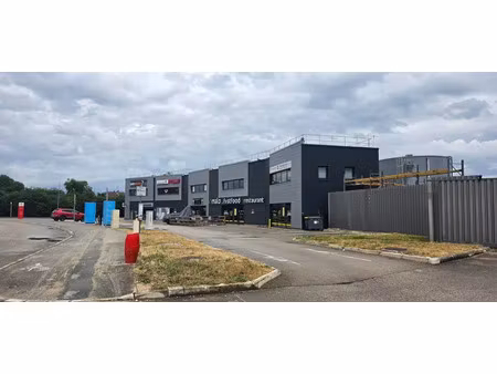 location bureau 4 pièces 84 m² à tavaux (39500)