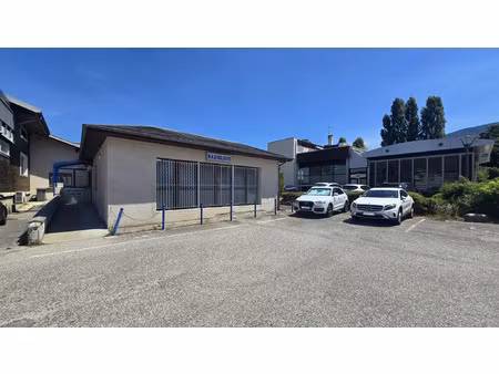 vente commerce 226 m² pontcharra (38530)