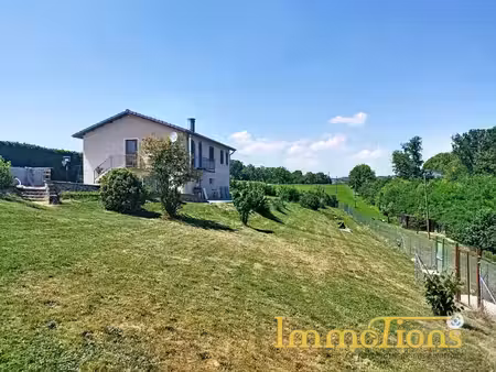 vue dominante sur 1ha de terrain