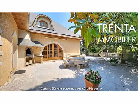 vente maison 7 pièces 199 m² à les abrets (38490)  466 000 €