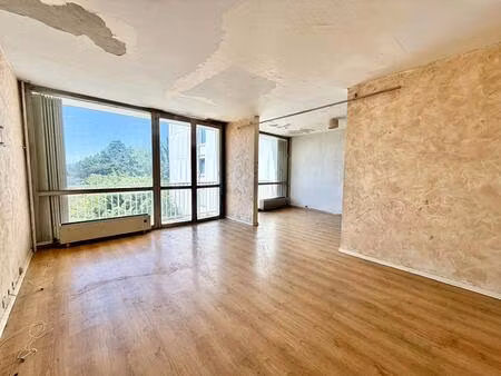 appartement cergy préfecture -f3 - 68 m2 - a renover