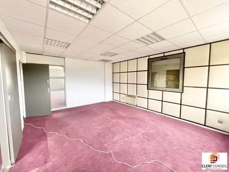 location bureaux 225 m²