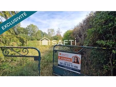terrain de plus de 1800m2 constructible