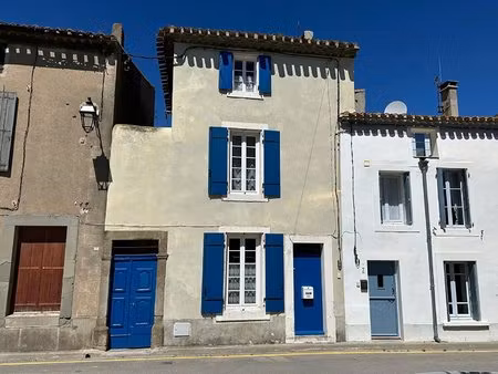 maison de village charmante avec cour privée et potentiel locatif