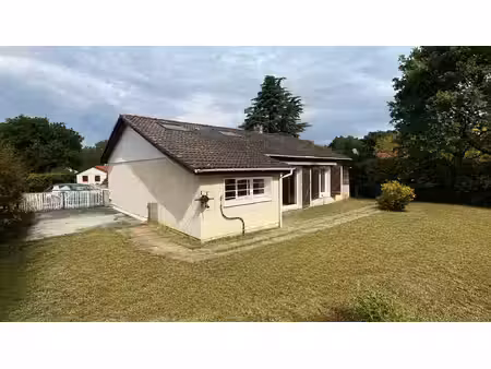 grand large maison 92 m2  3 chambres avec mezzanine  garage et cave sur terrain 619 m2