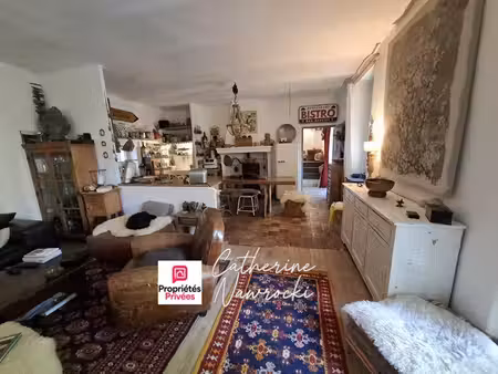 charme  authenticité et potentiel pour cette belle maison de 90 m² + 50 m² de remise sur..