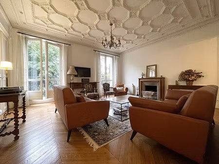appartement de luxe à louer dans le quartier saint victor