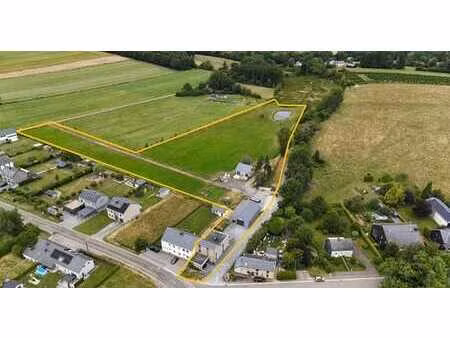2ha11ares de liberté et une maison récente de 3 chambres