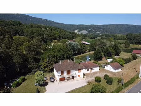 vente maison 9 pièces 235 m² à saint-benoit (01300)  499 000 €