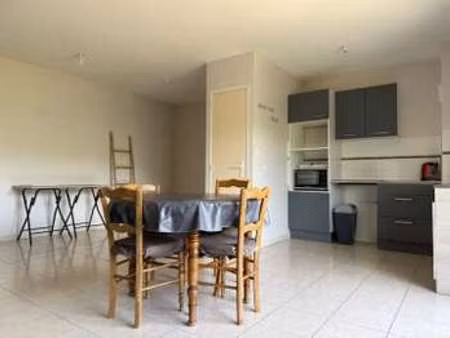 location appartement 3 pièces aux ponts-de-cé (49130) : à louer 3 pièces / 61m² les ponts-