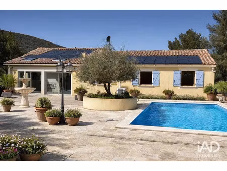 vente maison 4 pièces 200 m² à plan-d'aups-sainte-baume (83640)  495 000 €