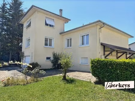 maison familiale de 8 pièces – 186 m² – terrain de 1 274 m² – charly