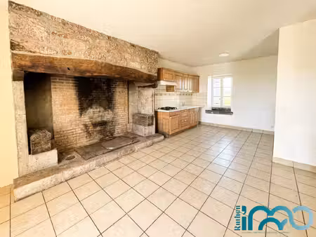 maison de maître avec terrain attenant