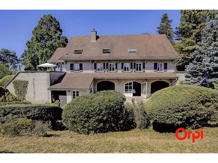 villa de luxe à vendre dans le quartier centre est sud