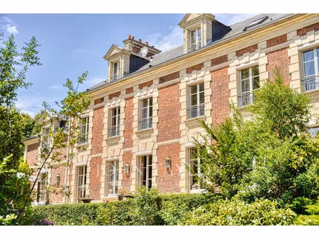château à vendre dans le quartier centre-gare
